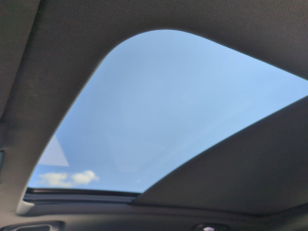 Thumbnail: 2024 Cadillac XT4 - 25