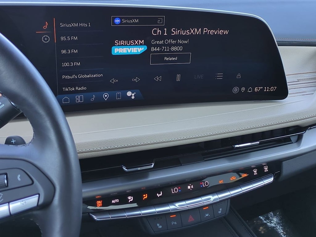 Thumbnail: 2024 Cadillac XT4 - 14