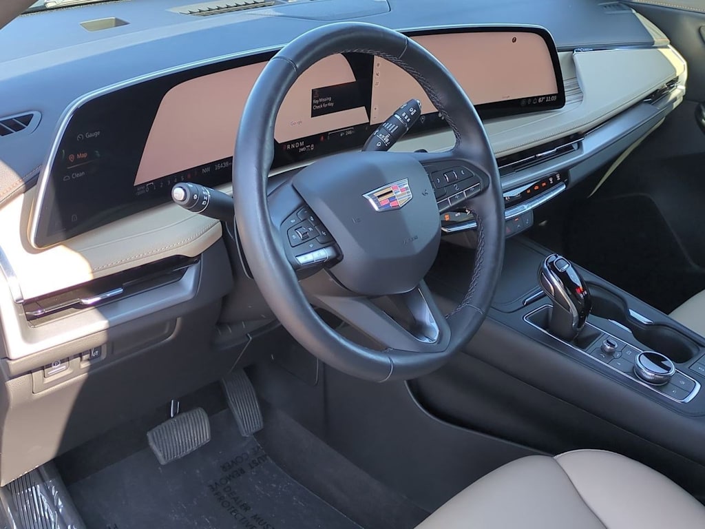 Thumbnail: 2024 Cadillac XT4 - 2