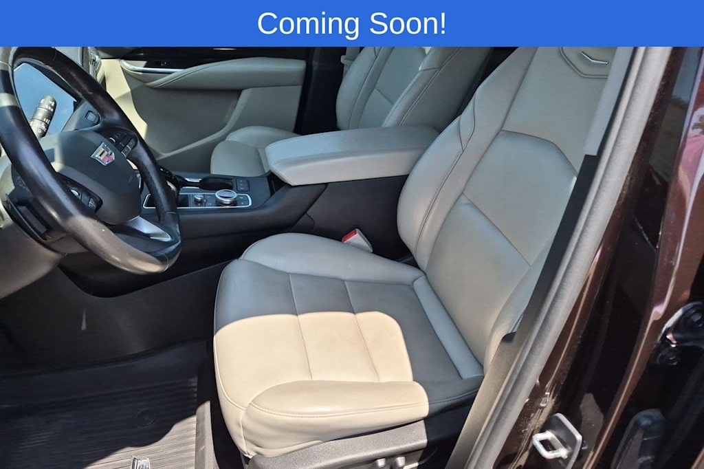 Thumbnail: 2021 Cadillac XT4 - 11