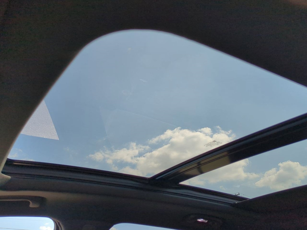 Thumbnail: 2023 Cadillac XT4 - 26