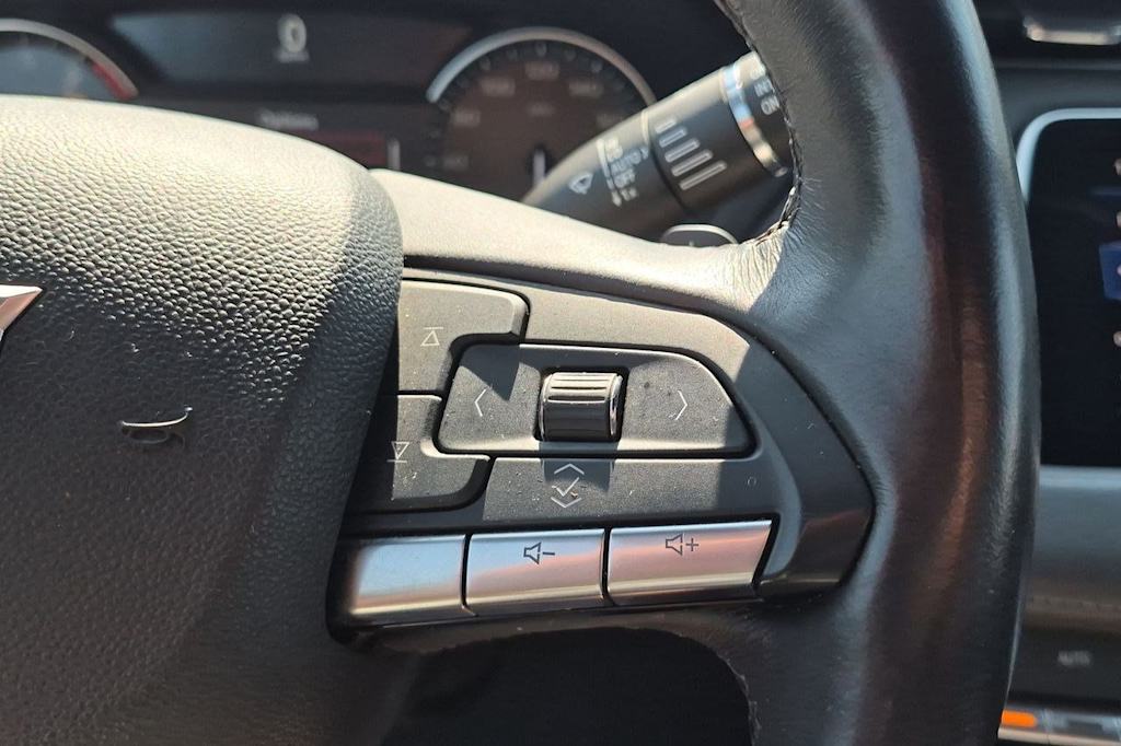 Thumbnail: 2023 Cadillac XT4 - 31