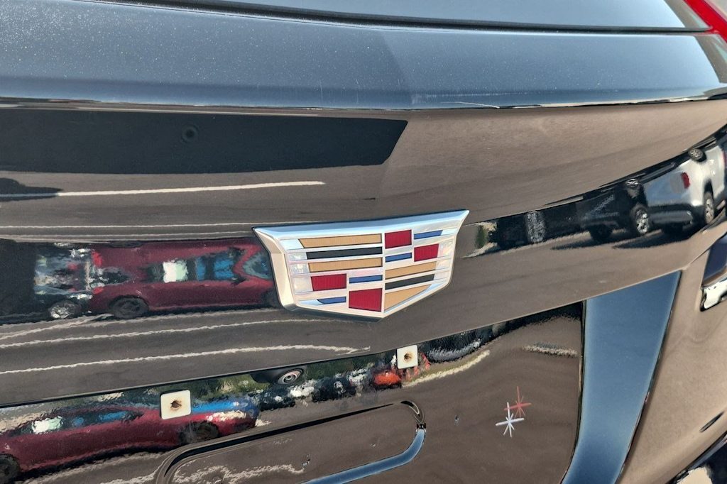 Thumbnail: 2023 Cadillac XT4 - 7