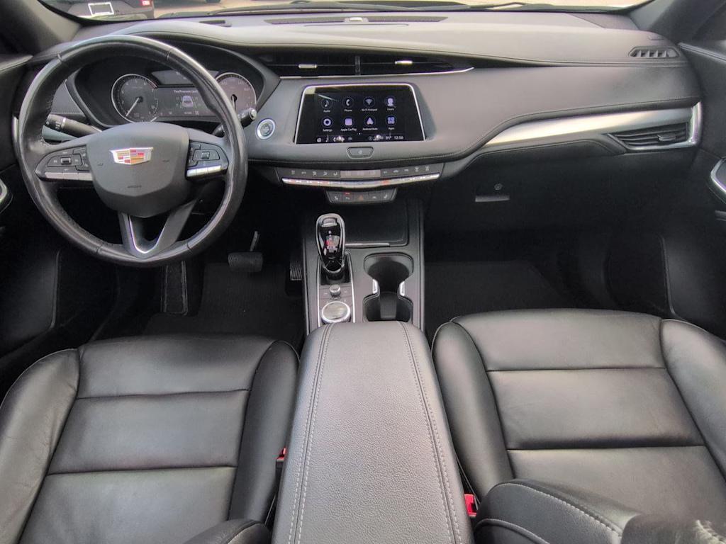 Thumbnail: 2023 Cadillac XT4 - 10
