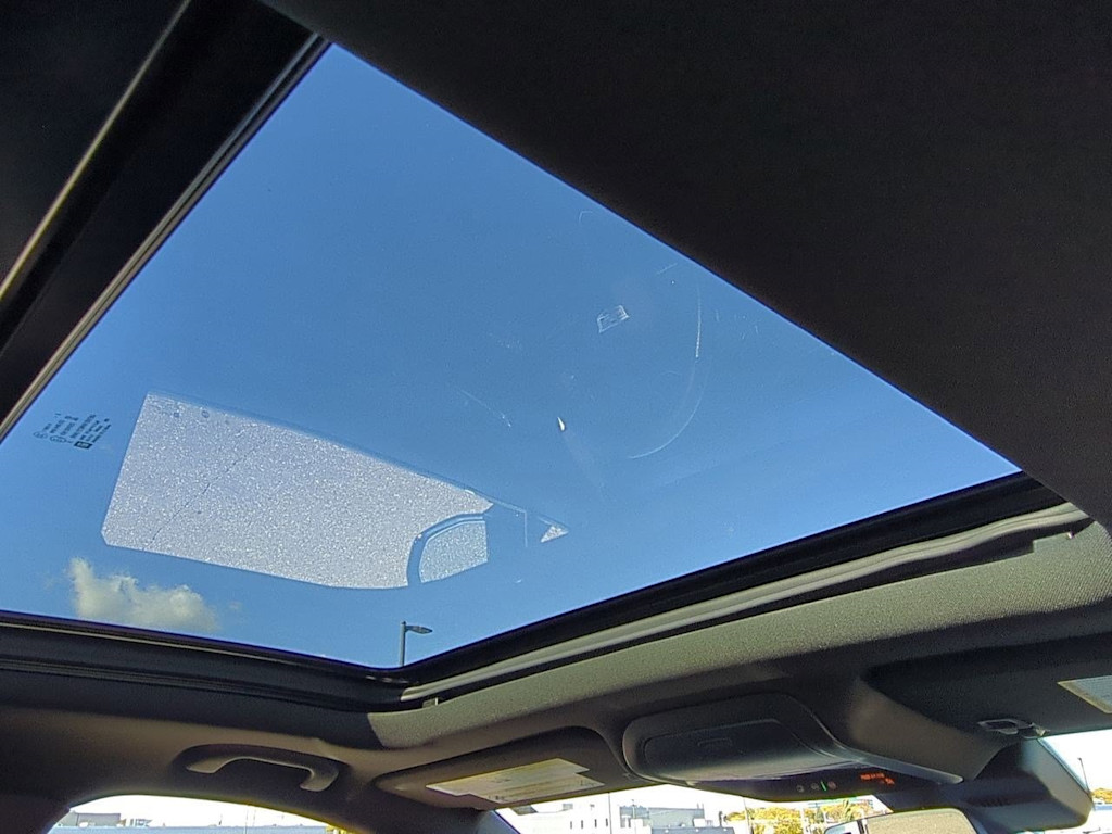 Thumbnail: 2023 Cadillac XT4 - 27