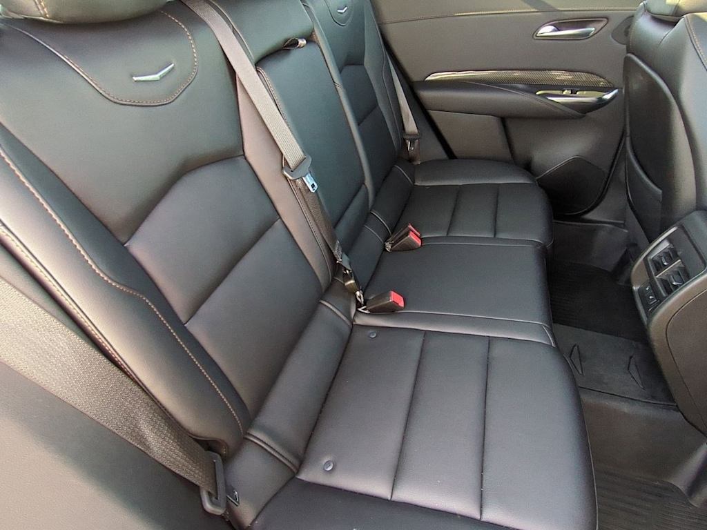 Thumbnail: 2023 Cadillac XT4 - 26