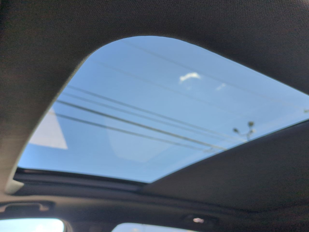 Thumbnail: 2023 Cadillac XT4 - 25