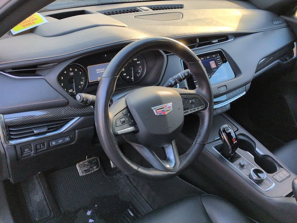 Thumbnail: 2023 Cadillac XT4 - 2