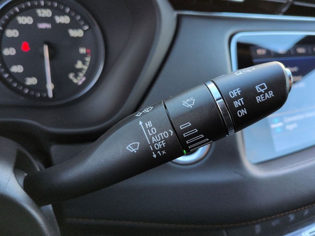 Thumbnail: 2023 Cadillac XT4 - 31