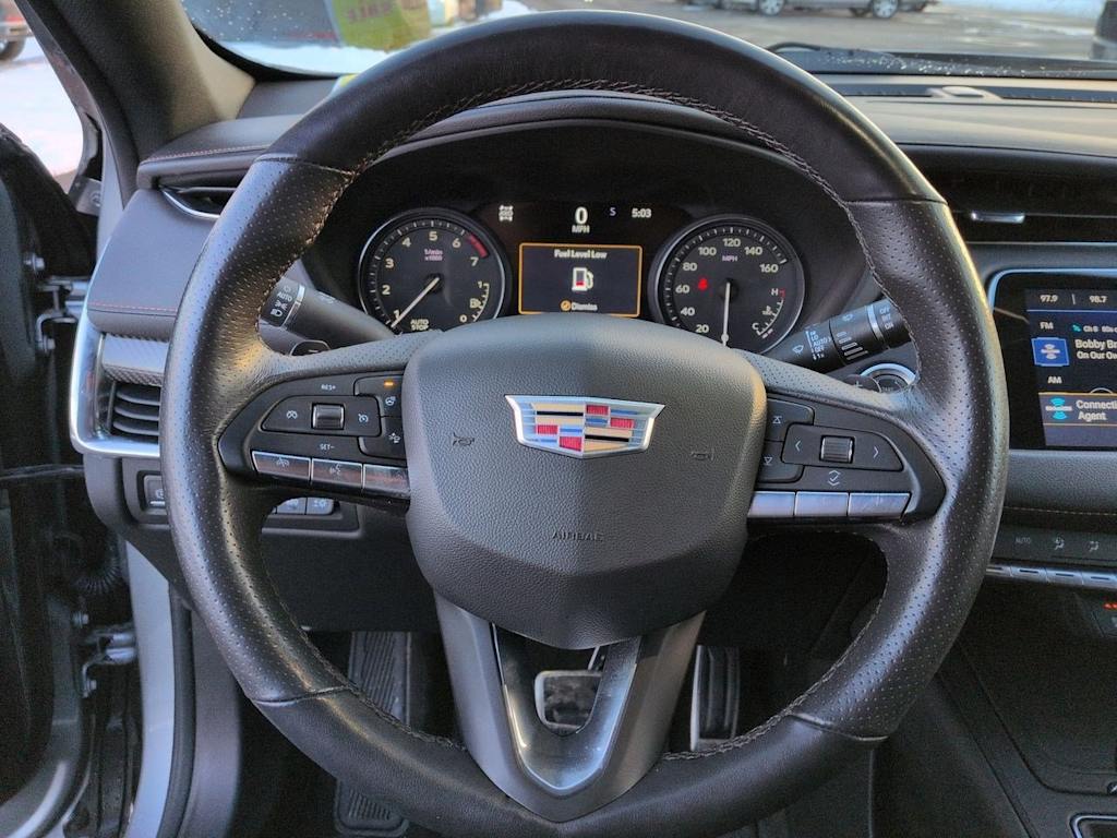 Thumbnail: 2023 Cadillac XT4 - 13