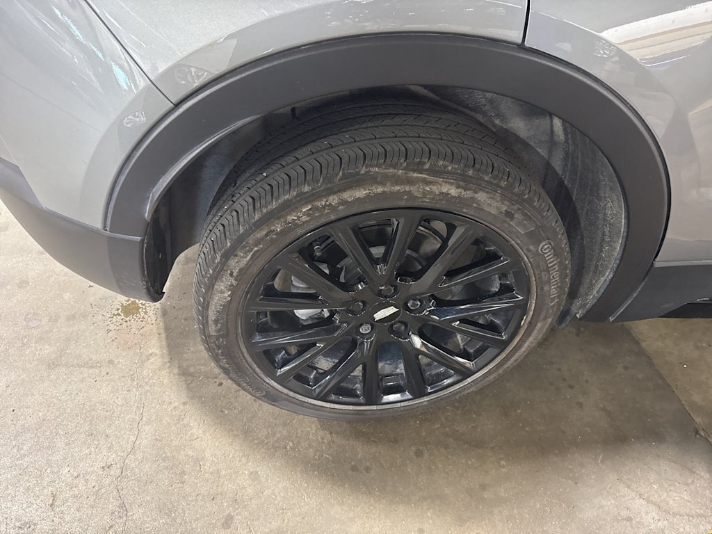 Thumbnail: 2023 Cadillac XT4 - 12
