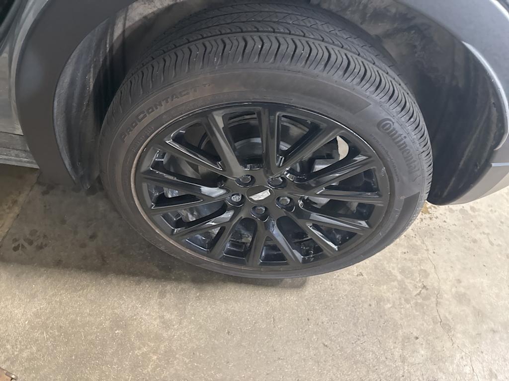 Thumbnail: 2023 Cadillac XT4 - 9