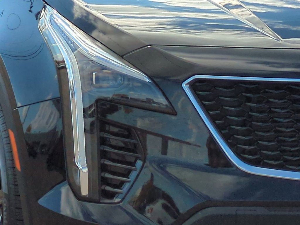 Thumbnail: 2023 Cadillac XT4 - 23