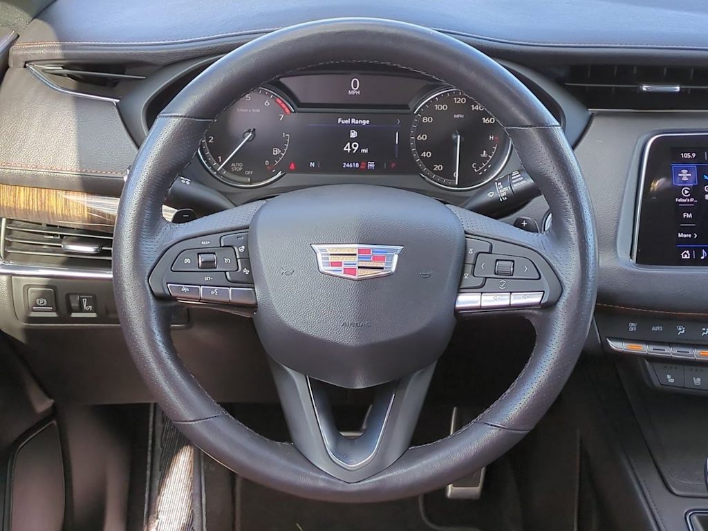 Thumbnail: 2023 Cadillac XT4 - 13