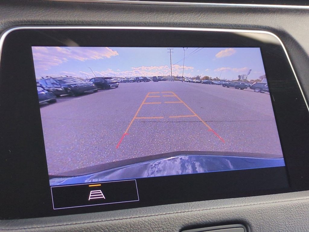 Thumbnail: 2023 Cadillac XT4 - 33