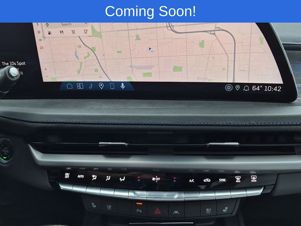 Thumbnail: 2024 Cadillac XT4 - 16