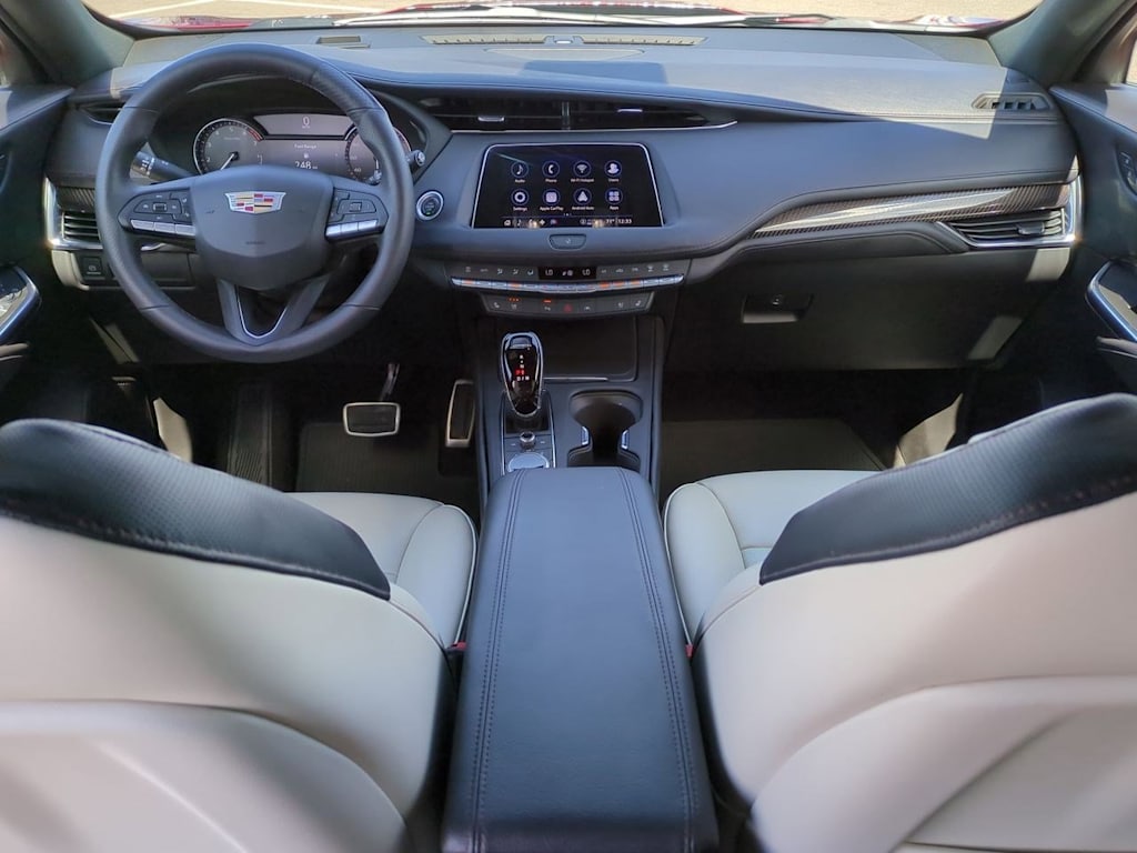 2022 Cadillac XT4 Sport 10