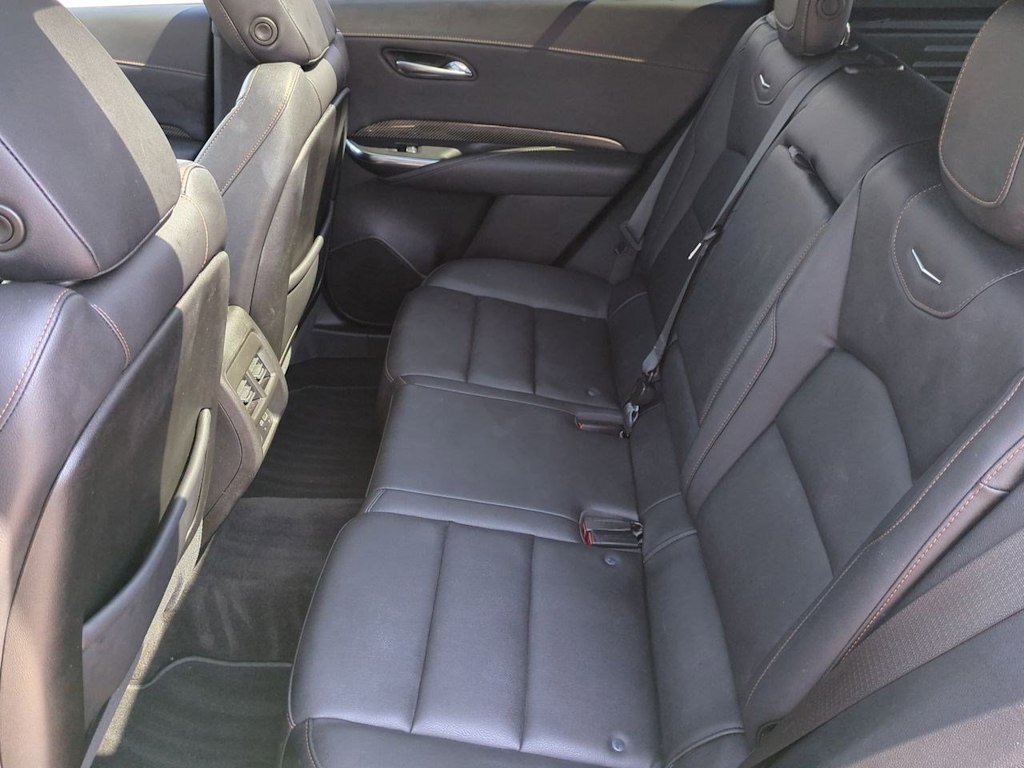 2022 Cadillac XT4 Sport 27