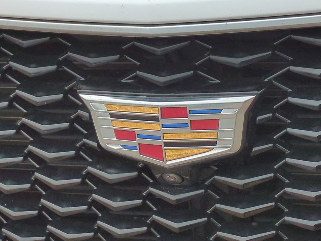 2022 Cadillac XT4 Sport 6