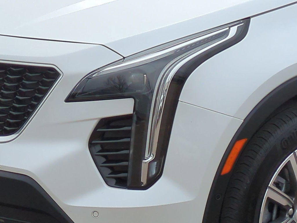 2022 Cadillac XT4 Sport 24