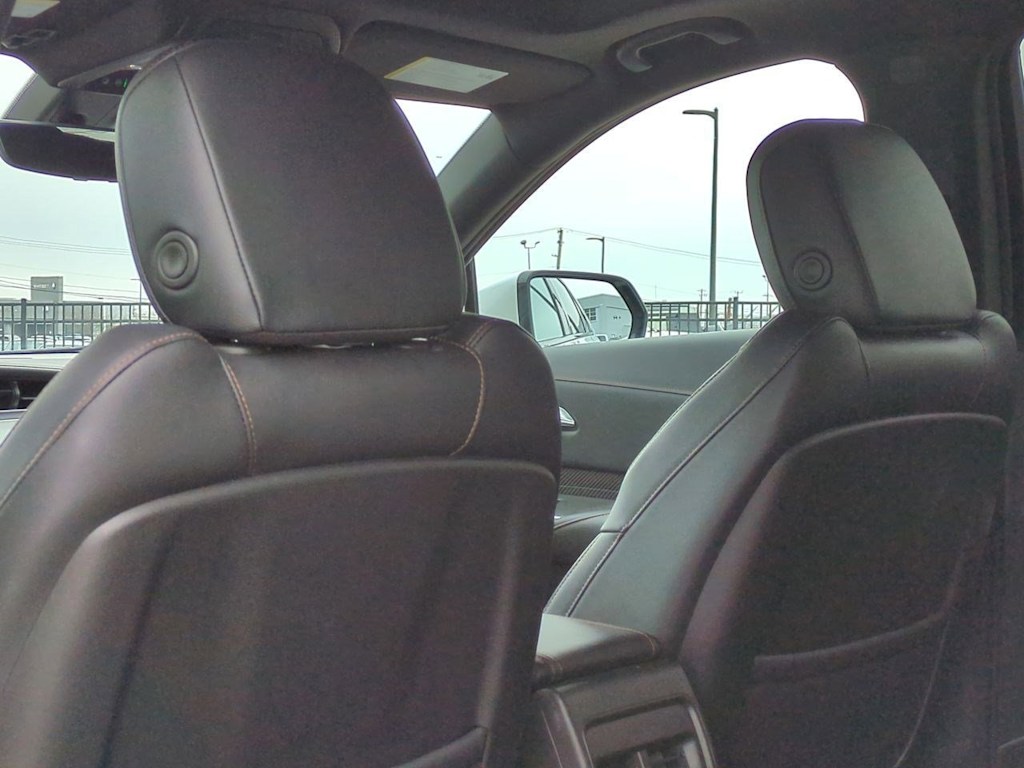 2022 Cadillac XT4 Sport 11