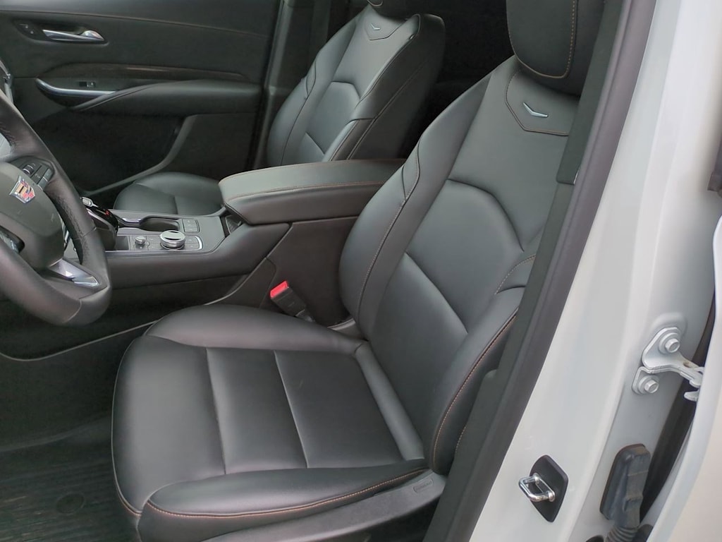 2022 Cadillac XT4 Sport 10