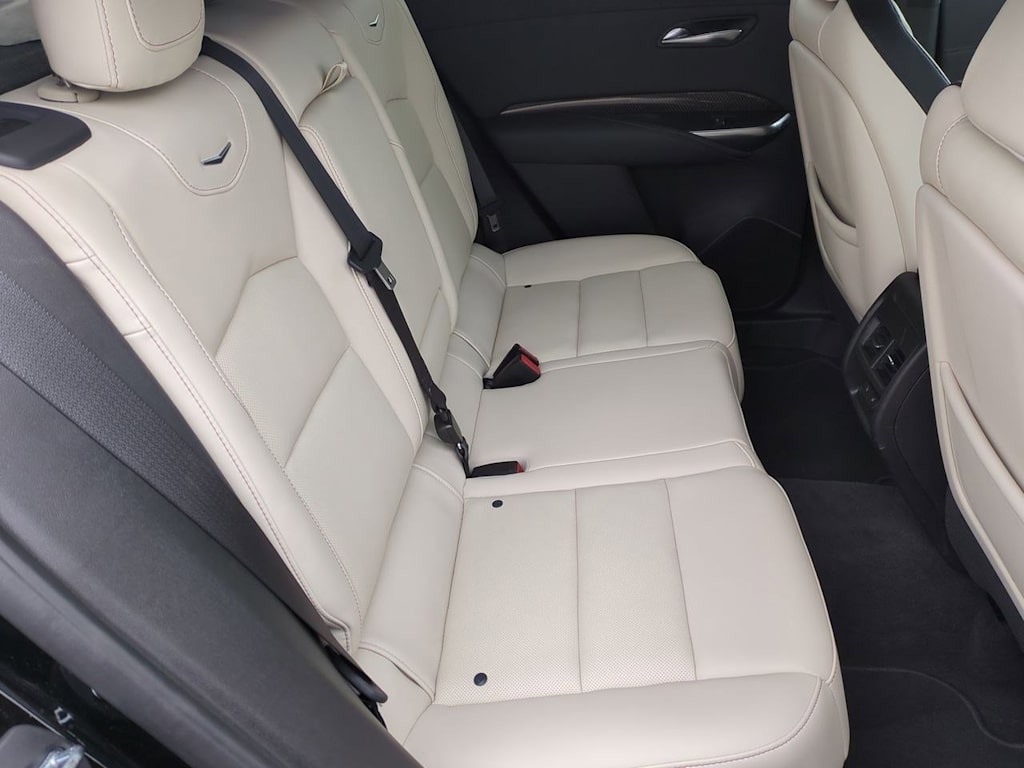 2022 Cadillac XT4 Sport 26