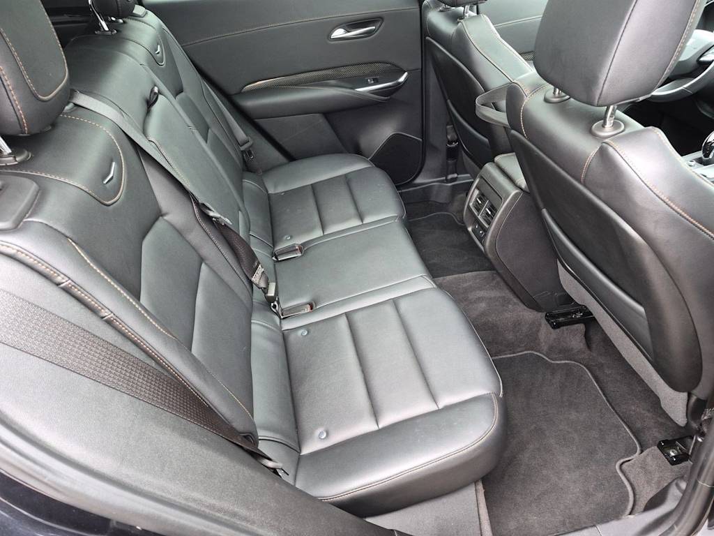 Thumbnail: 2023 Cadillac XT4 - 28