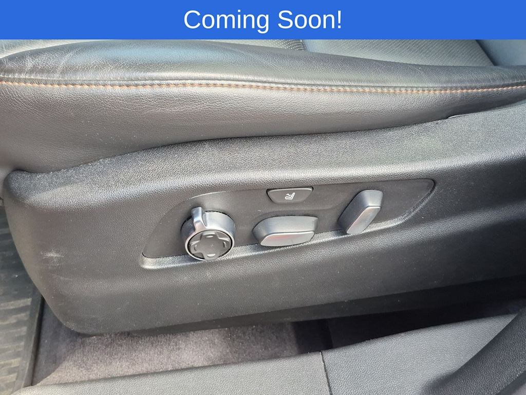 Thumbnail: 2020 Cadillac XT4 - 25