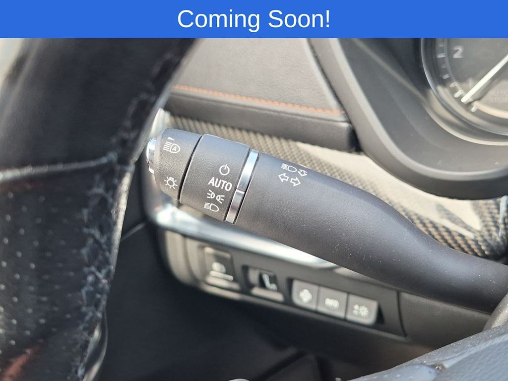 Thumbnail: 2020 Cadillac XT4 - 32
