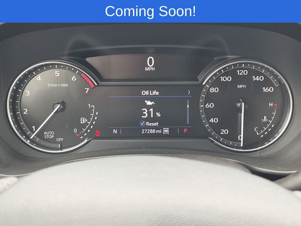 Thumbnail: 2023 Cadillac XT4 - 16