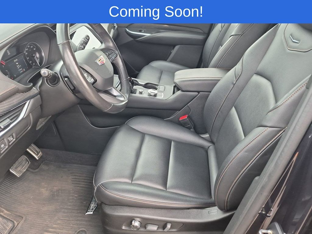 Thumbnail: 2023 Cadillac XT4 - 10