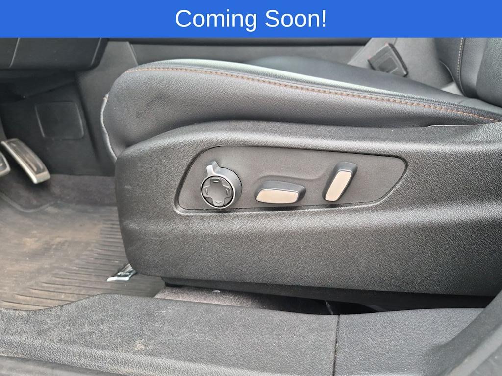 Thumbnail: 2023 Cadillac XT4 - 26