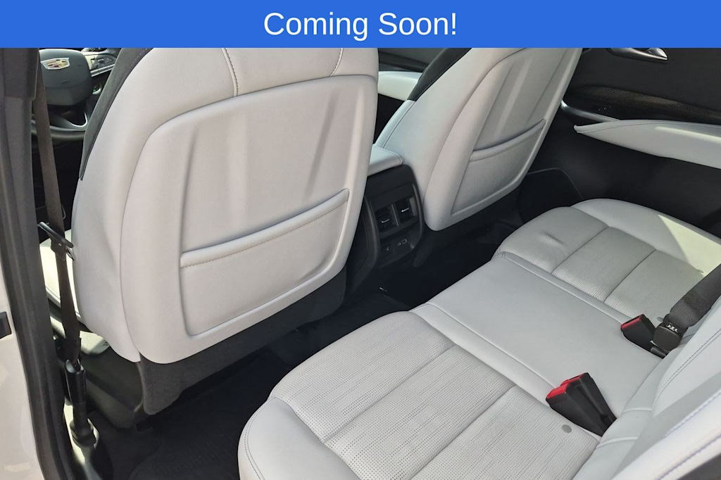 Thumbnail: 2024 Cadillac XT4 - 13