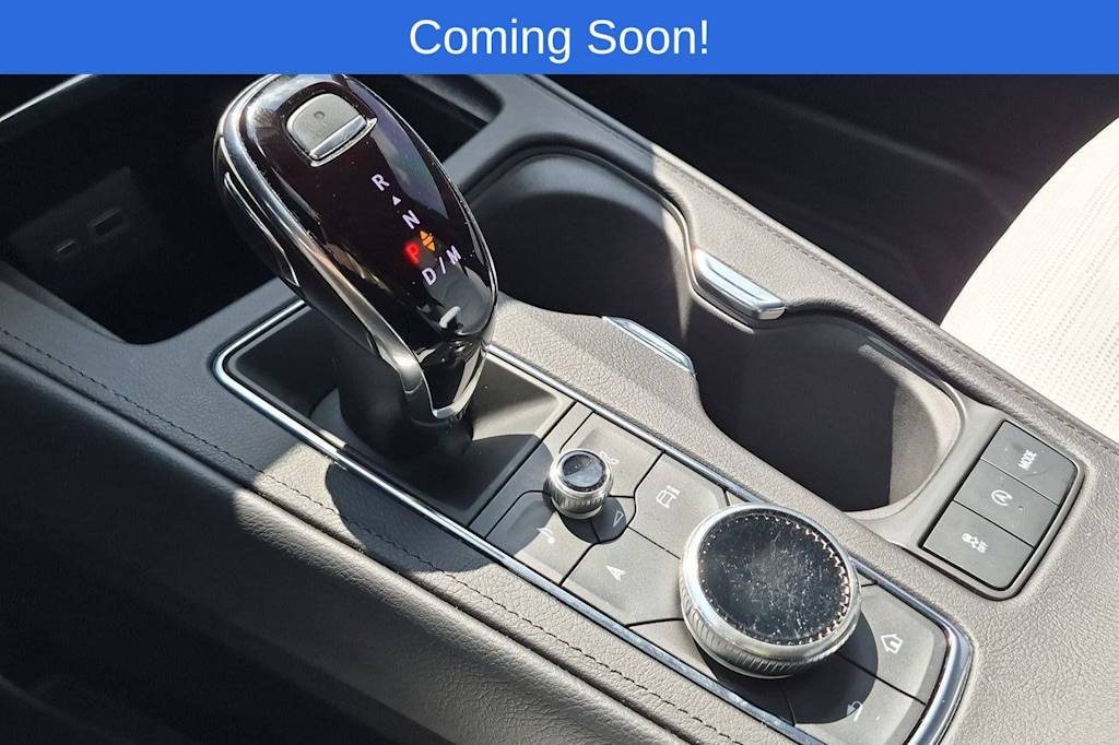 Thumbnail: 2024 Cadillac XT4 - 16
