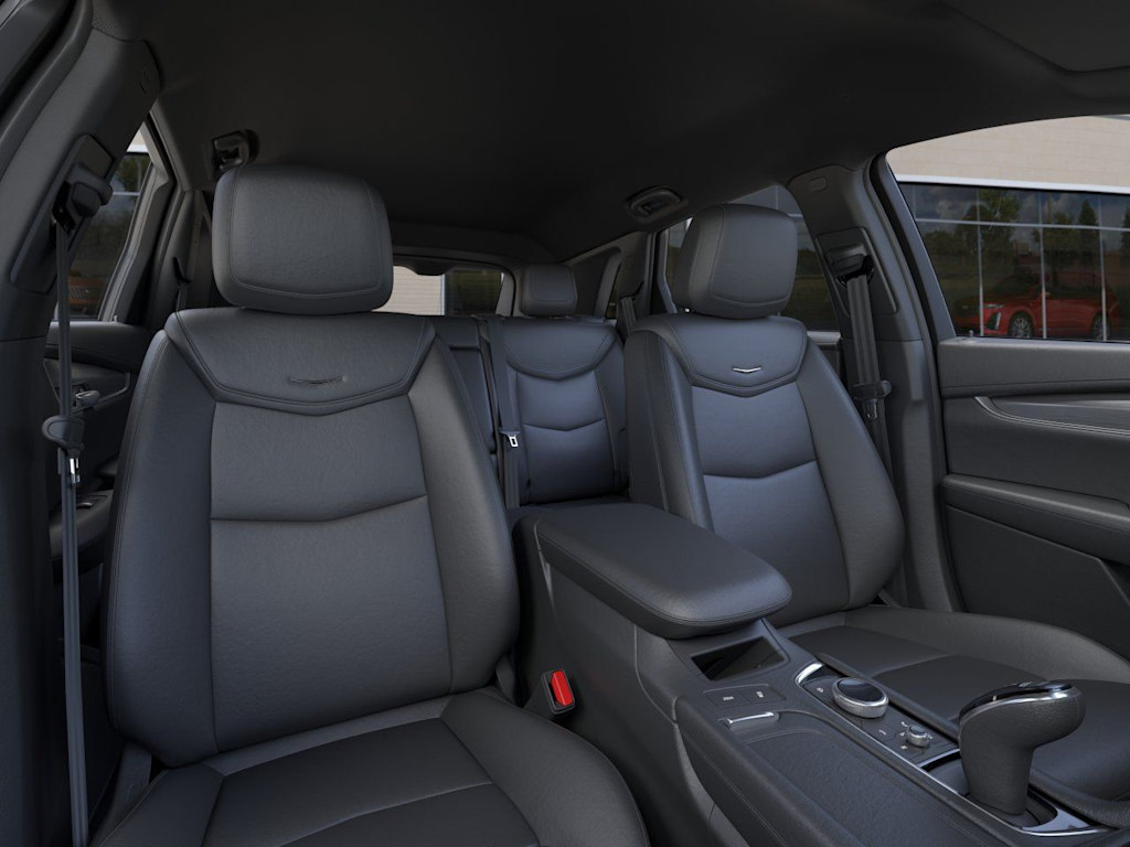 Thumbnail: 2026 Cadillac XT5 - 8
