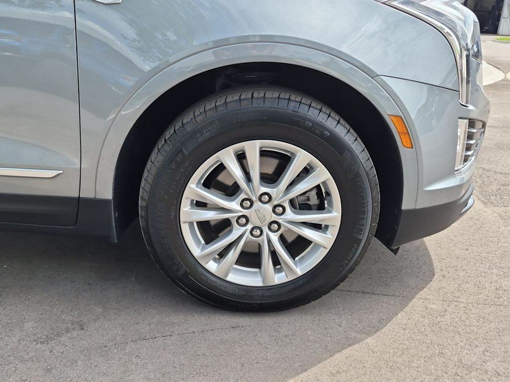 Thumbnail: 2023 Cadillac XT5 - 8