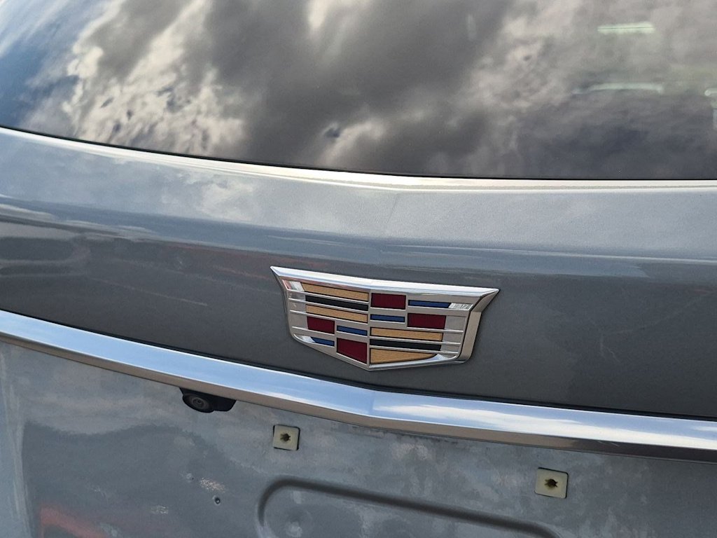 Thumbnail: 2023 Cadillac XT5 - 7