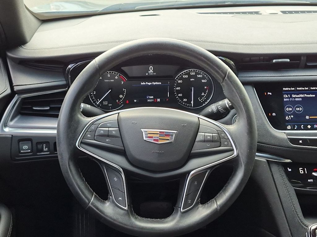 Thumbnail: 2023 Cadillac XT5 - 14