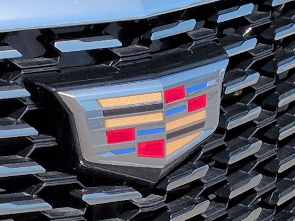 Thumbnail: 2023 Cadillac XT5 - 7