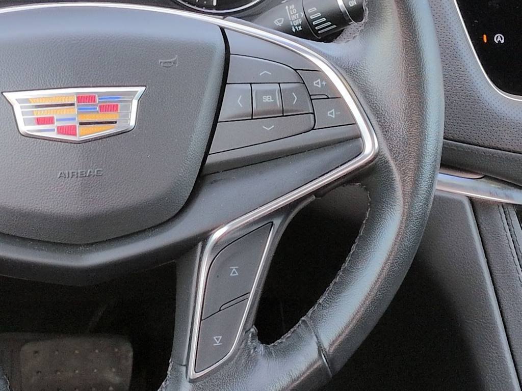 Thumbnail: 2023 Cadillac XT5 - 29