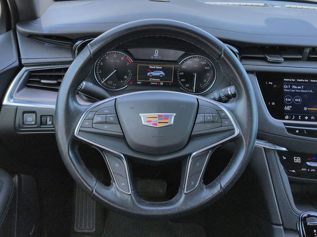 Thumbnail: 2023 Cadillac XT5 - 14