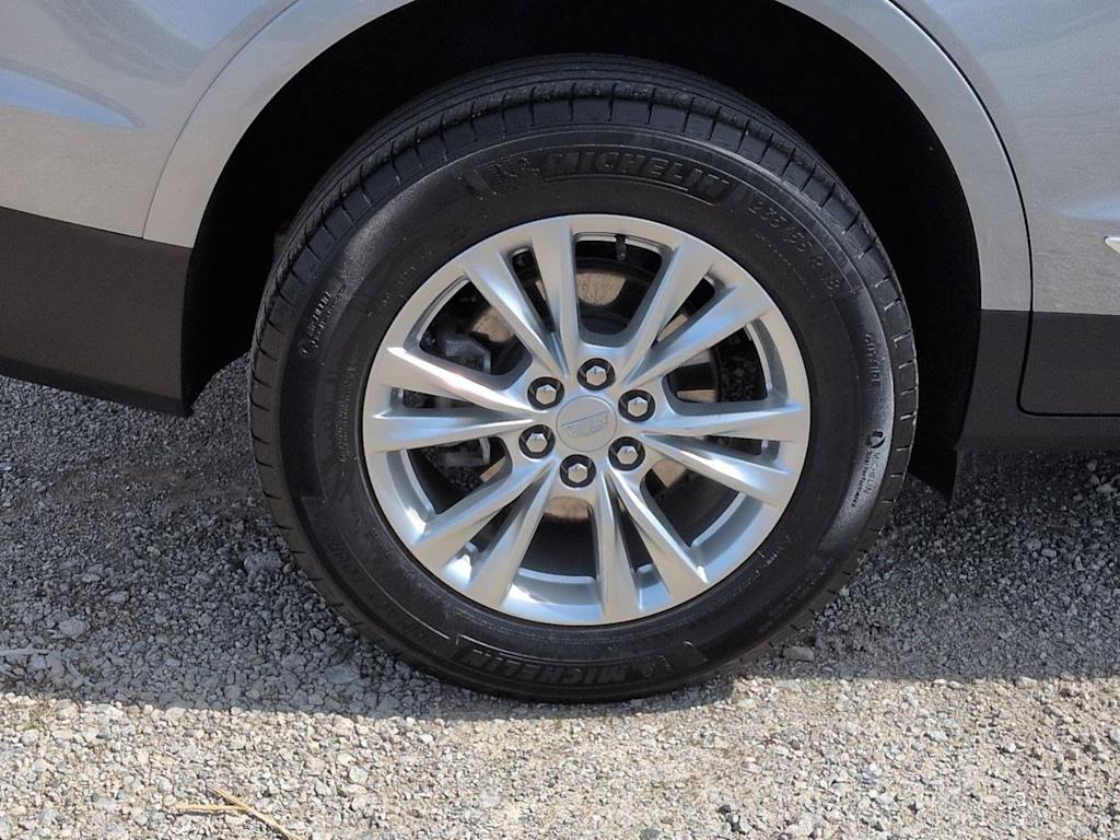 Thumbnail: 2023 Cadillac XT5 - 8