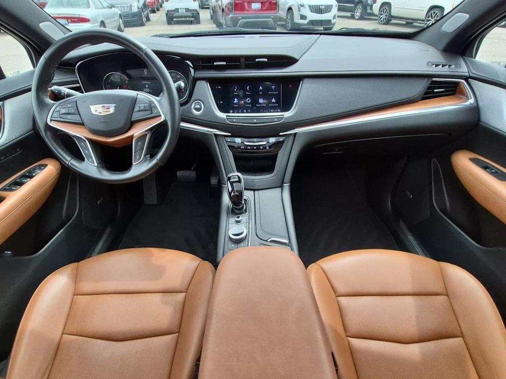 Thumbnail: 2020 Cadillac XT5 - 10