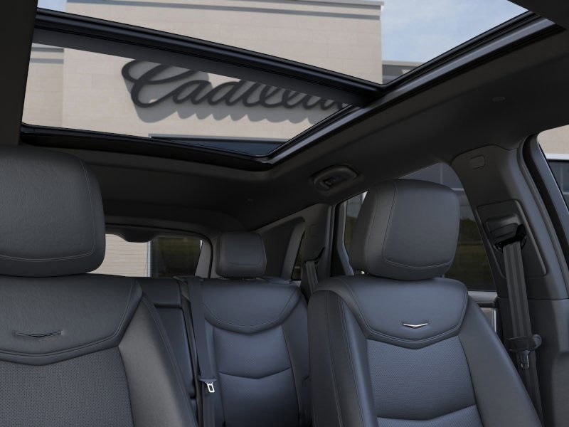 Thumbnail: 2025 Cadillac XT5 - 24