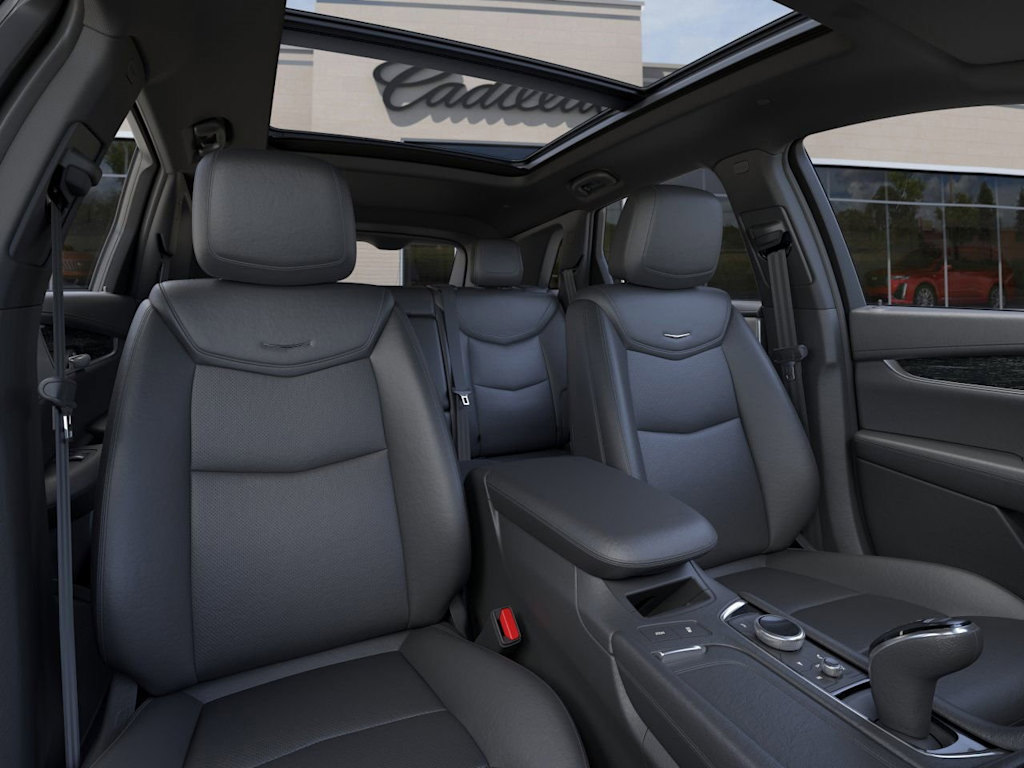 Thumbnail: 2025 Cadillac XT5 - 7