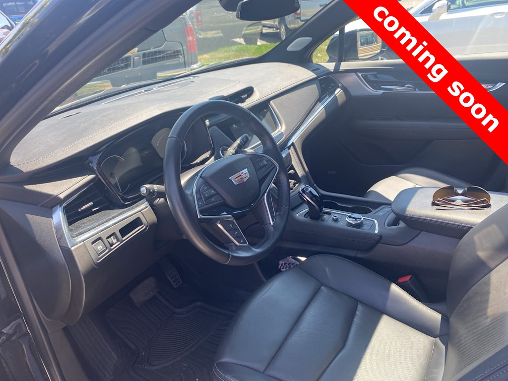 Thumbnail: 2022 Cadillac XT5 - 6