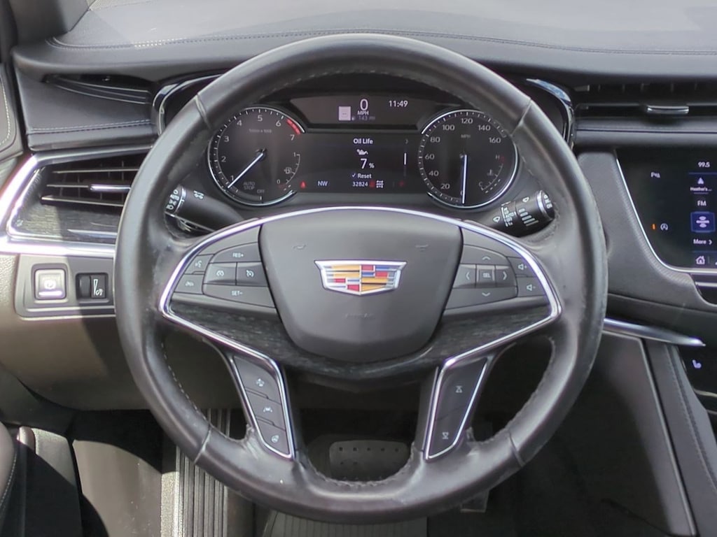Thumbnail: 2023 Cadillac XT5 - 13