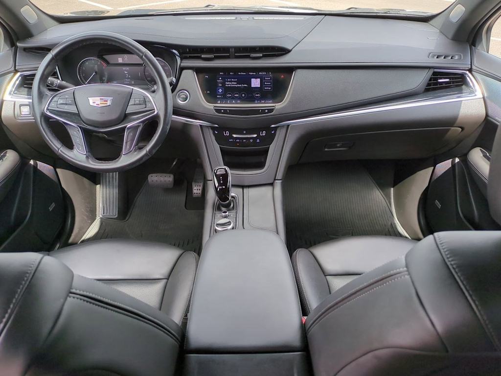 Thumbnail: 2023 Cadillac XT5 - 9