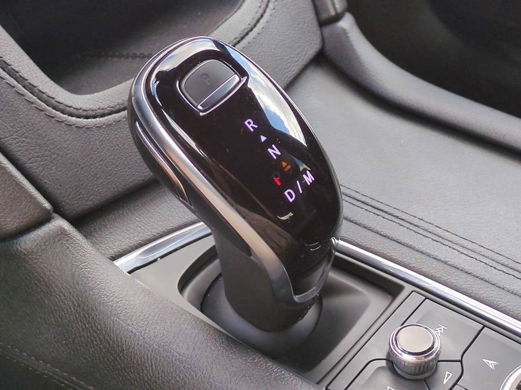 Thumbnail: 2023 Cadillac XT5 - 15